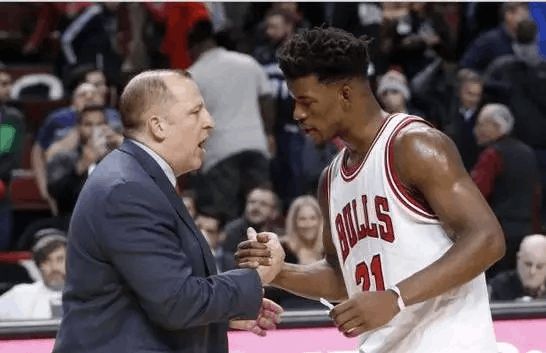 气氛几乎一 气氛几乎一