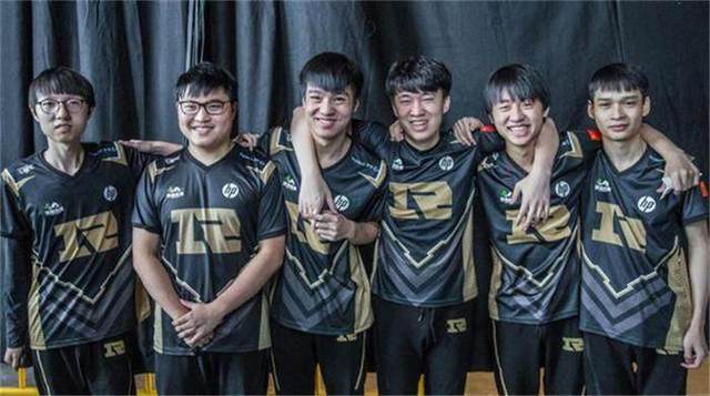 巴黎方面以 巴黎方面以